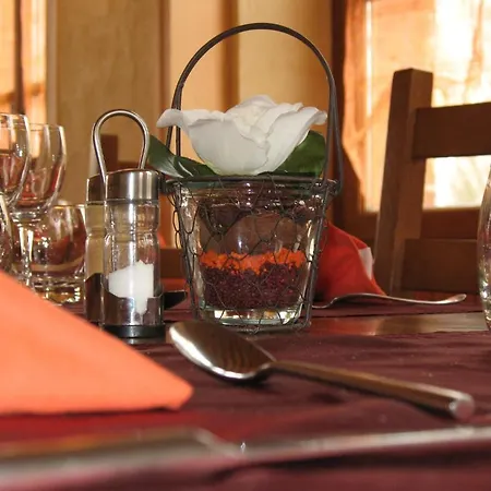 מלון Restaurant De L'abbaye Clairvaux